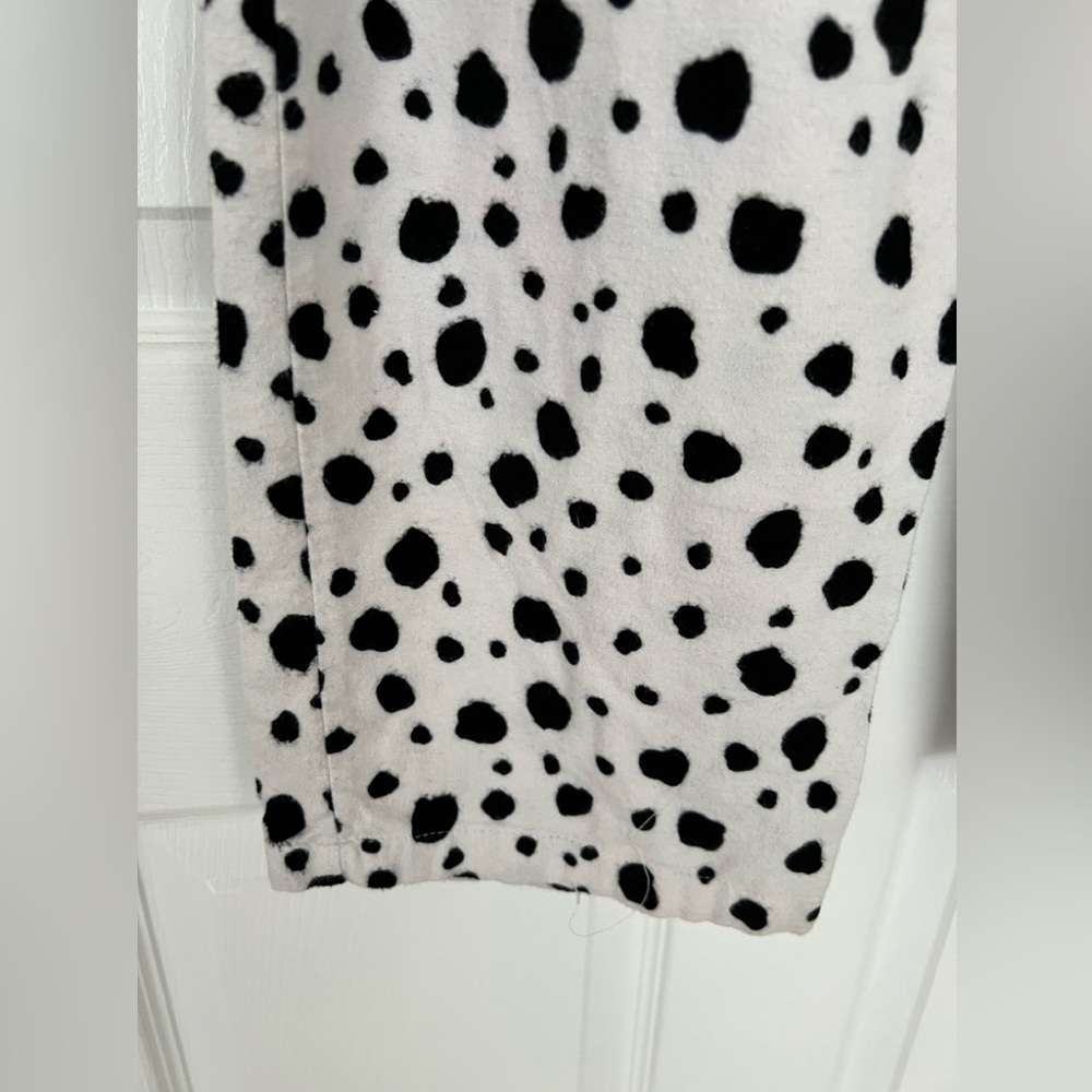 Disney Dalmatian Pajamas (2 piece) - Size Small - Picture 9 of 14